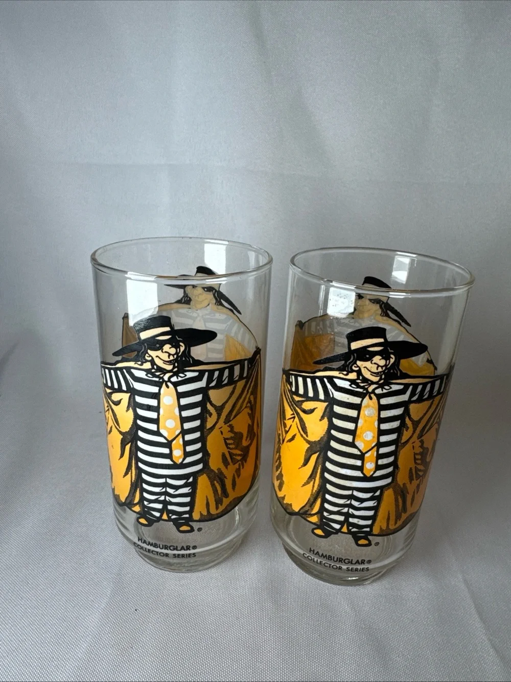 Set Of 2 Vintage McDonald’s Glass Hamburglar Collector Series 1977 Promo Glass